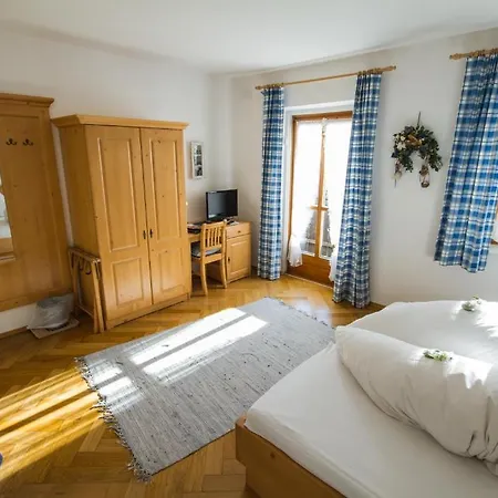 Guest house Landhaus Iris Bad Tolz