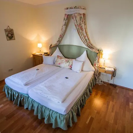 Guest house Landhaus Iris Bad Tolz